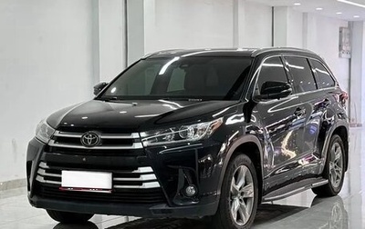 Toyota Highlander III, 2021 год, 3 600 000 рублей, 1 фотография