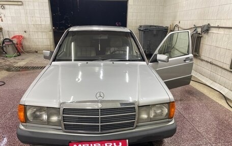 Mercedes-Benz 190 (W201), 1989 год, 230 000 рублей, 1 фотография