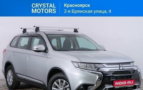 Mitsubishi Outlander III рестайлинг 3, 2021 год, 2 699 000 рублей, 1 фотография