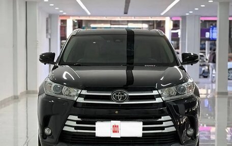 Toyota Highlander III, 2021 год, 3 600 000 рублей, 2 фотография