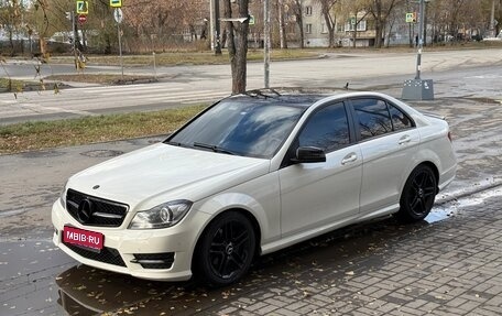 Mercedes-Benz C-Класс, 2012 год, 1 650 000 рублей, 1 фотография