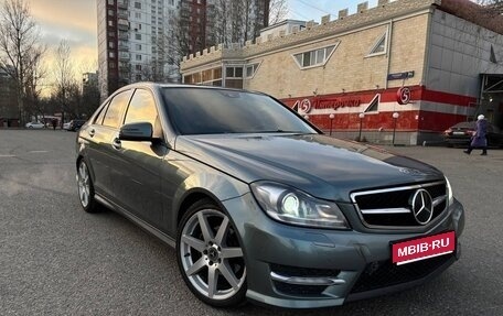 Mercedes-Benz C-Класс, 2011 год, 1 530 000 рублей, 1 фотография