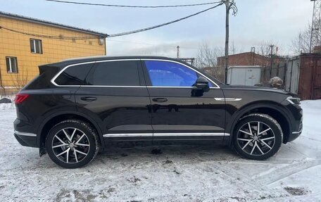 Volkswagen Touareg III, 2019 год, 5 500 000 рублей, 5 фотография