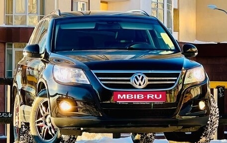 Volkswagen Tiguan I, 2010 год, 949 000 рублей, 28 фотография