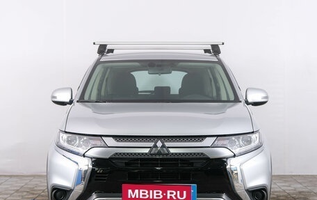 Mitsubishi Outlander III рестайлинг 3, 2021 год, 2 699 000 рублей, 2 фотография