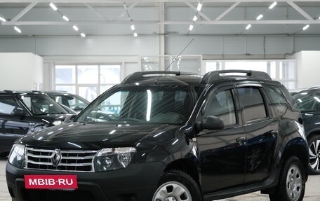 Renault Duster I рестайлинг, 2014 год, 979 000 рублей, 2 фотография