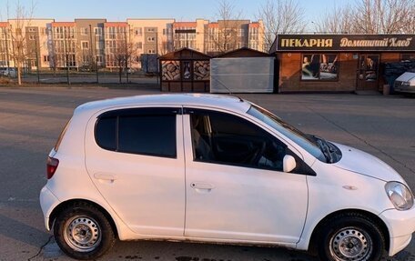 Toyota Vitz, 2001 год, 425 000 рублей, 3 фотография