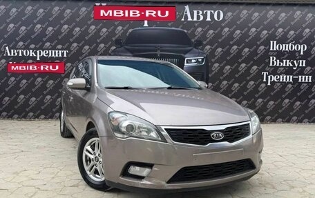 KIA cee'd I рестайлинг, 2011 год, 950 000 рублей, 1 фотография