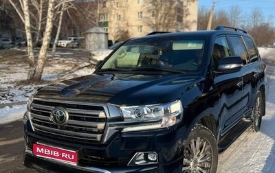 Toyota Land Cruiser 200, 2017 год, 8 050 000 рублей, 1 фотография