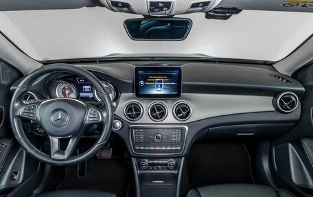 Mercedes-Benz GLA, 2016 год, 2 150 000 рублей, 12 фотография