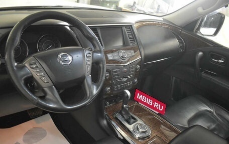 Nissan Patrol, 2011 год, 2 000 000 рублей, 6 фотография