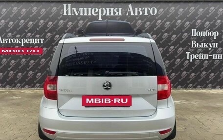 Skoda Yeti I рестайлинг, 2014 год, 1 030 000 рублей, 8 фотография