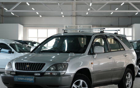 Toyota Harrier, 1999 год, 929 000 рублей, 2 фотография