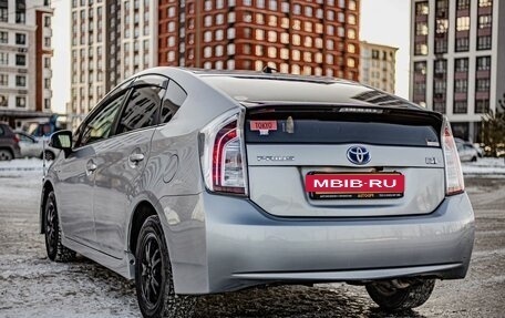 Toyota Prius, 2014 год, 1 285 000 рублей, 7 фотография