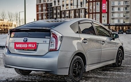 Toyota Prius, 2014 год, 1 285 000 рублей, 9 фотография