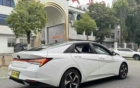 Hyundai Elantra, 2022 год, 1 290 000 рублей, 7 фотография