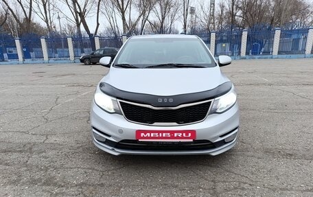 KIA Rio III рестайлинг, 2015 год, 800 000 рублей, 2 фотография