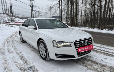 Audi A8, 2010 год, 1 730 000 рублей, 2 фотография