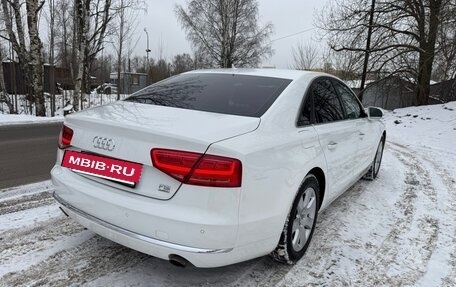 Audi A8, 2010 год, 1 730 000 рублей, 3 фотография