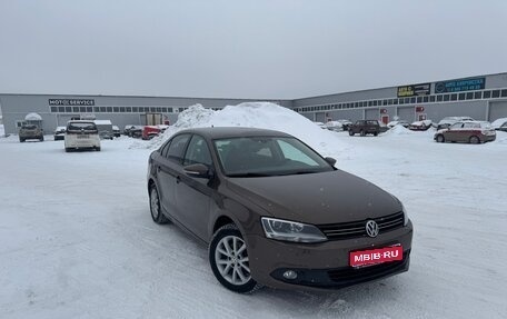 Volkswagen Jetta VI, 2013 год, 1 200 000 рублей, 1 фотография