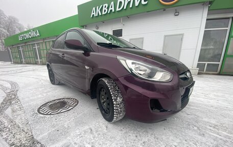 Hyundai Solaris II рестайлинг, 2011 год, 555 000 рублей, 1 фотография