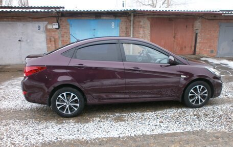 Hyundai Solaris II рестайлинг, 2013 год, 920 000 рублей, 7 фотография