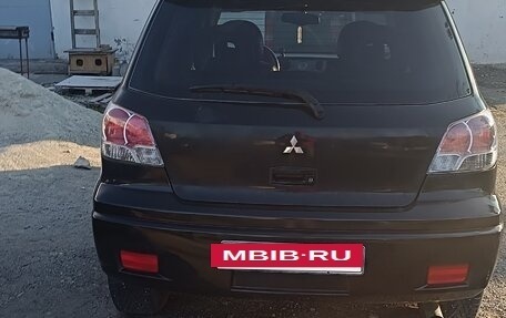 Mitsubishi Outlander III рестайлинг 3, 2002 год, 650 000 рублей, 3 фотография