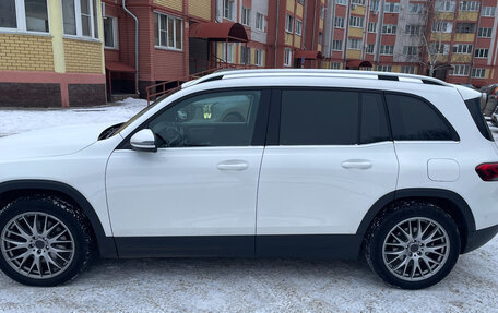 Mercedes-Benz GLB, 2020 год, 4 200 000 рублей, 3 фотография