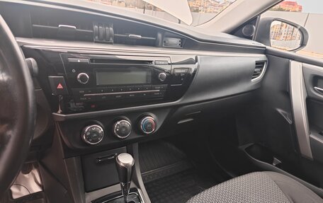 Toyota Corolla, 2013 год, 1 320 000 рублей, 9 фотография