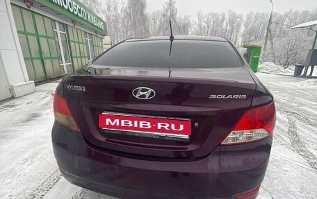 Hyundai Solaris II рестайлинг, 2011 год, 555 000 рублей, 2 фотография