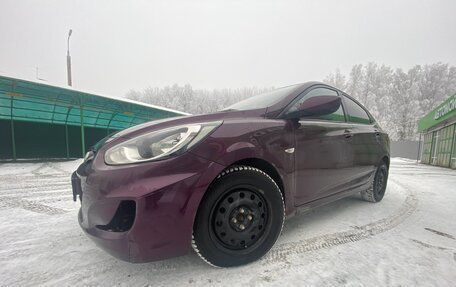 Hyundai Solaris II рестайлинг, 2011 год, 555 000 рублей, 5 фотография