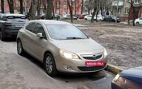 Opel Astra J, 2011 год, 1 150 000 рублей, 5 фотография