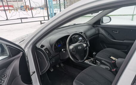 Hyundai Elantra IV, 2010 год, 800 000 рублей, 15 фотография