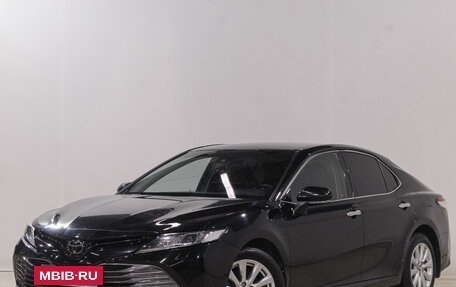 Toyota Camry, 2019 год, 3 049 000 рублей, 3 фотография