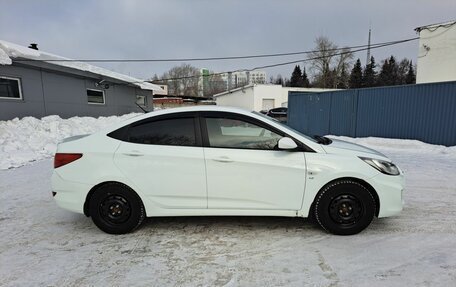 Hyundai Solaris II рестайлинг, 2012 год, 670 000 рублей, 5 фотография