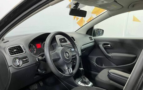 Volkswagen Polo VI (EU Market), 2011 год, 690 000 рублей, 23 фотография