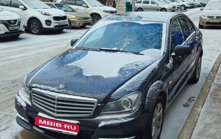 Mercedes-Benz C-Класс, 2011 год, 1 450 000 рублей, 2 фотография