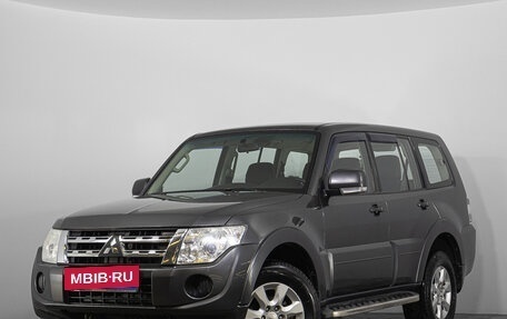 Mitsubishi Pajero IV, 2013 год, 2 319 000 рублей, 3 фотография