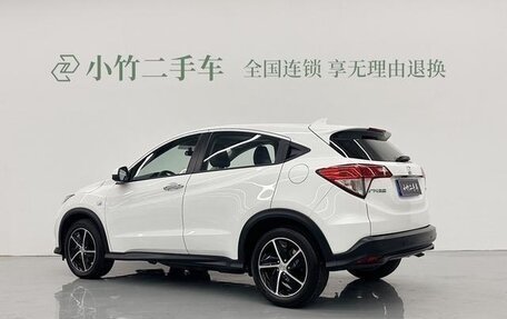 Honda Vezel, 2021 год, 1 615 000 рублей, 4 фотография