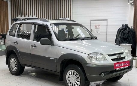 Chevrolet Niva I рестайлинг, 2011 год, 625 000 рублей, 3 фотография