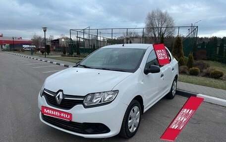 Renault Logan II, 2018 год, 700 000 рублей, 2 фотография