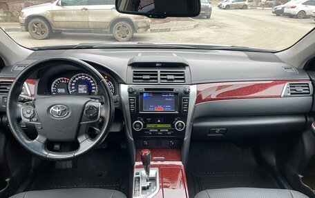 Toyota Camry, 2013 год, 1 650 000 рублей, 10 фотография