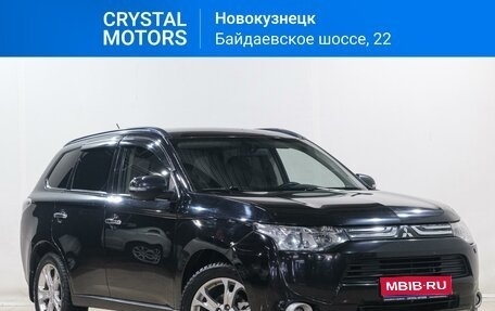 Mitsubishi Outlander III рестайлинг 3, 2012 год, 1 599 000 рублей, 1 фотография