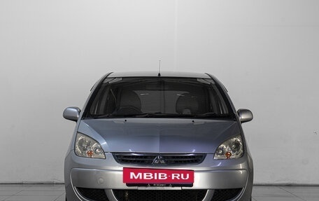 Mitsubishi Colt VI рестайлинг, 2004 год, 379 000 рублей, 2 фотография