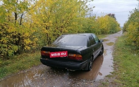 Nissan Primera II рестайлинг, 1993 год, 205 000 рублей, 3 фотография