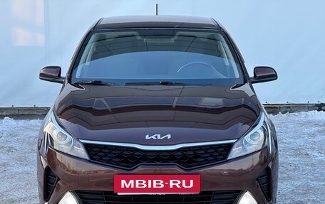 KIA Rio IV, 2021 год, 1 780 000 рублей, 3 фотография