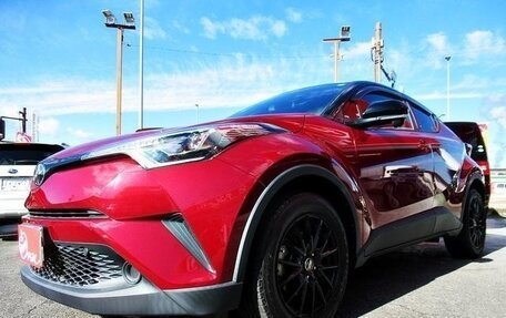 Toyota C-HR I рестайлинг, 2018 год, 1 550 000 рублей, 8 фотография