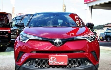 Toyota C-HR I рестайлинг, 2018 год, 1 550 000 рублей, 3 фотография