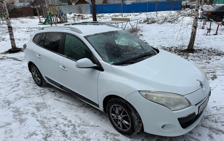 Renault Megane III, 2010 год, 700 000 рублей, 2 фотография