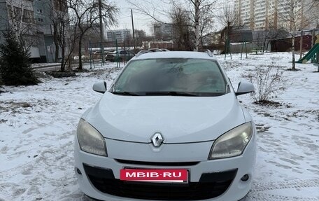 Renault Megane III, 2010 год, 700 000 рублей, 3 фотография